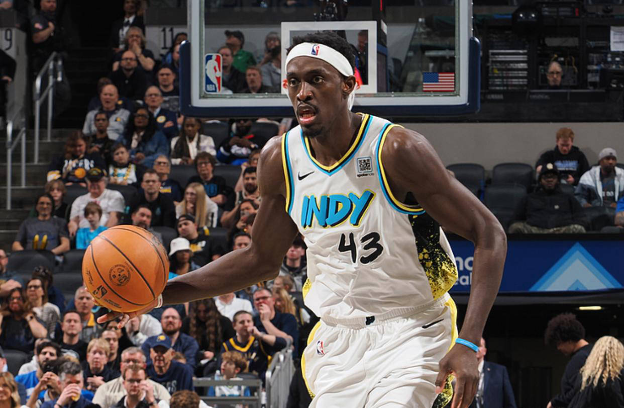 西亚卡姆连续十场比赛得分超过逆转，日本队挑战极限！