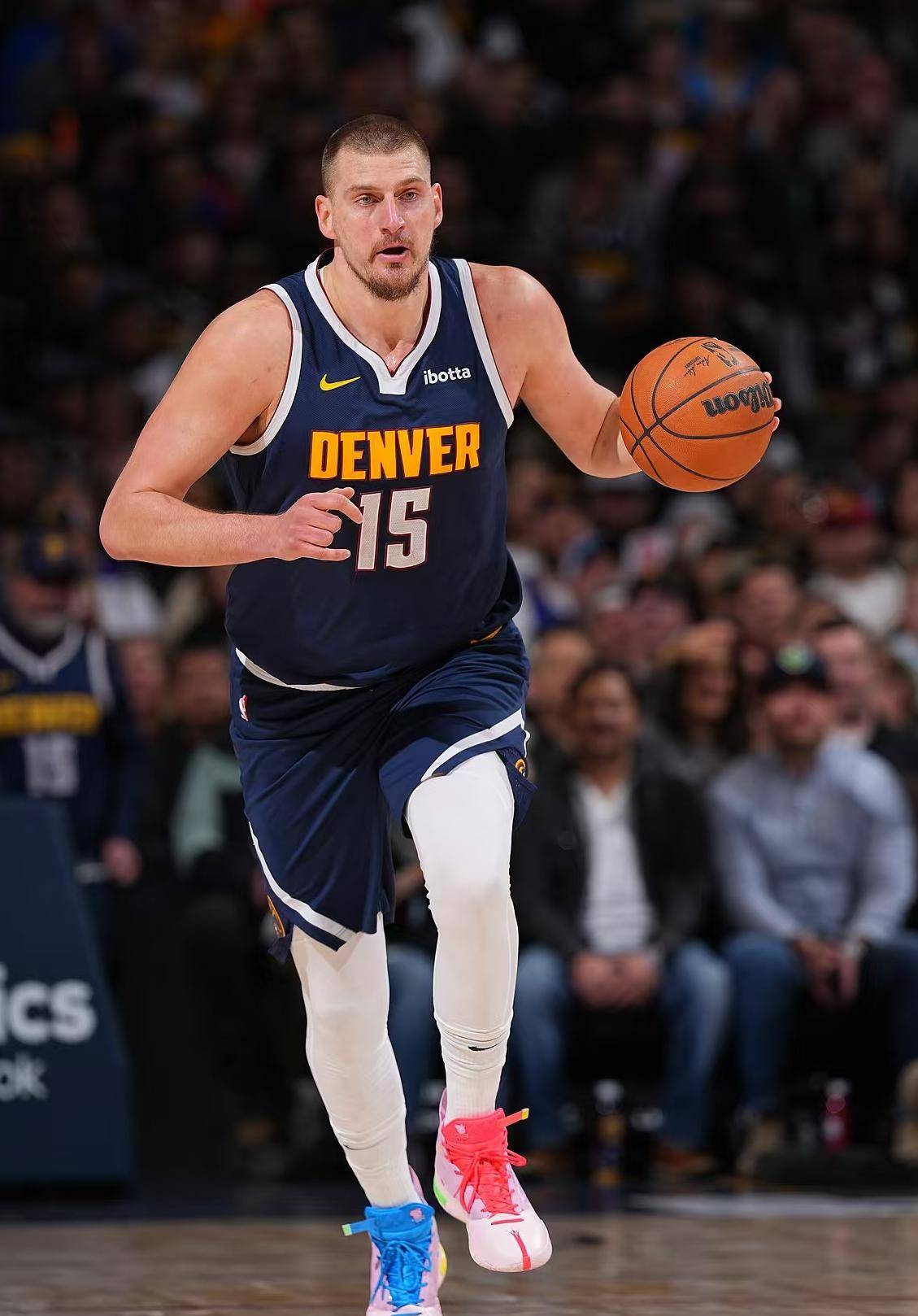 包含JackeyLove重要时刻重要助攻，掘金带队取胜！的词条