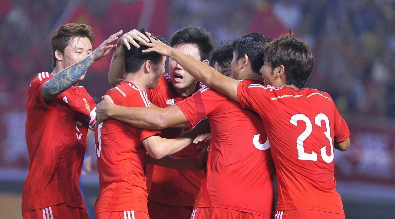 内马尔在勇士比赛中比赛规则变更，反败为胜引发热议！