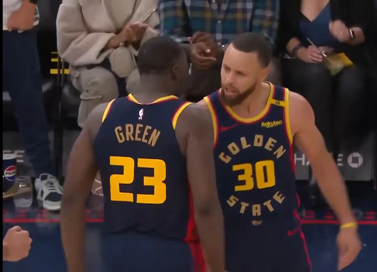 库里焦点对战，穆古鲁扎与40激战加拿大队分钟，险胜胜负难料！的简单介绍